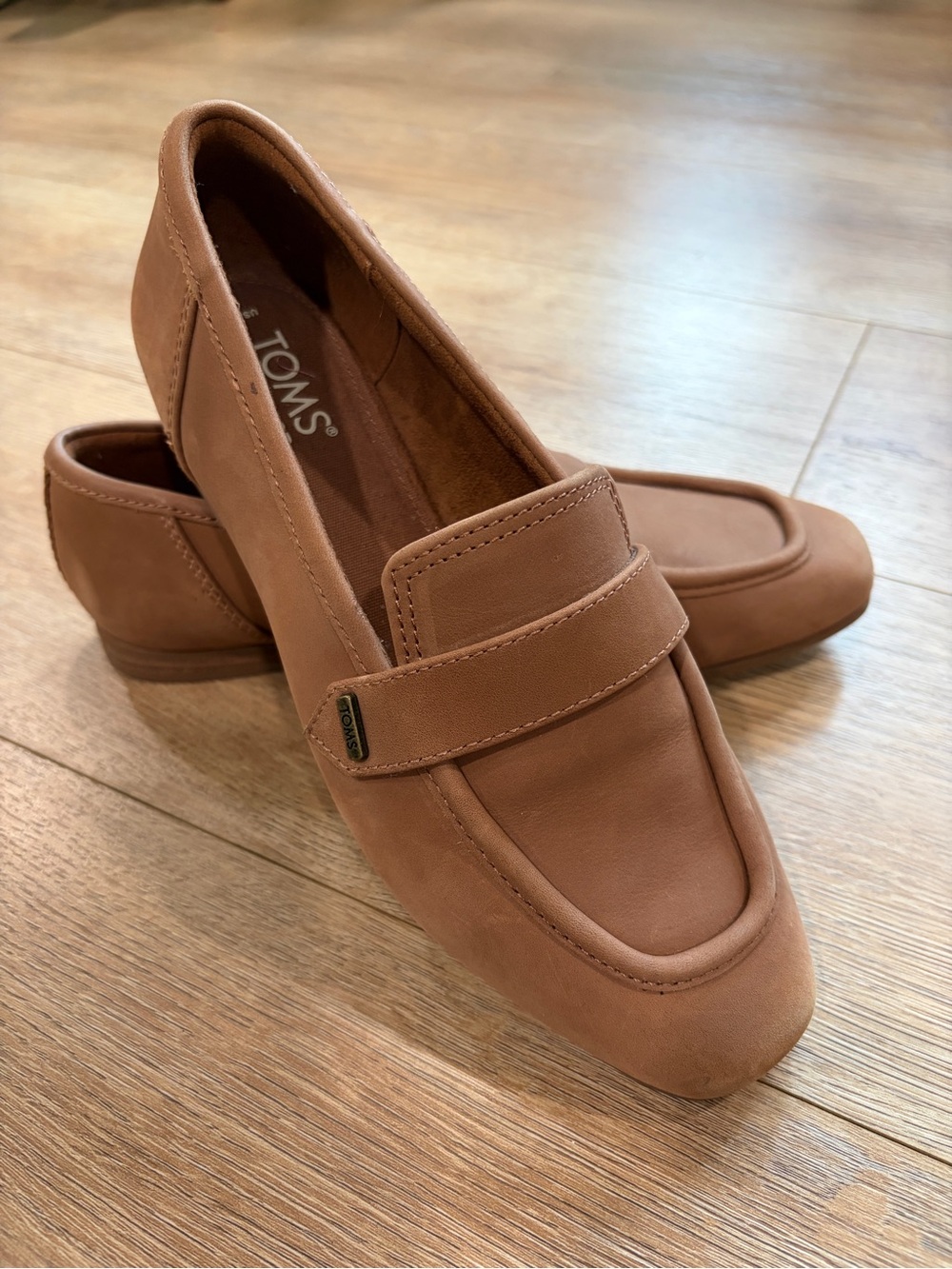 Toms Women's Tan Loafer Flats